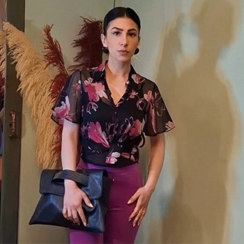 Camicia Fiori Fucsia – Con Canotta Interna e Bottone Gioiello