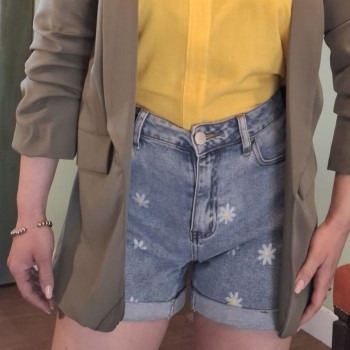 Shorts Jeans Donna con Ricamo Floreale | La Bella del Chiostro